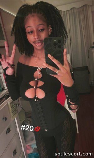Sabrina - Im available for Sex meetup Both Incall And Outcall