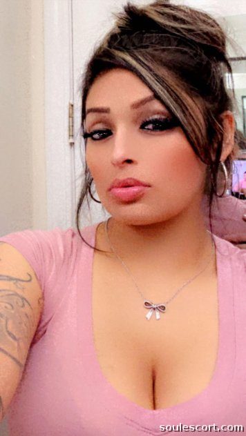 Amanda - HOT SEXY LATINA