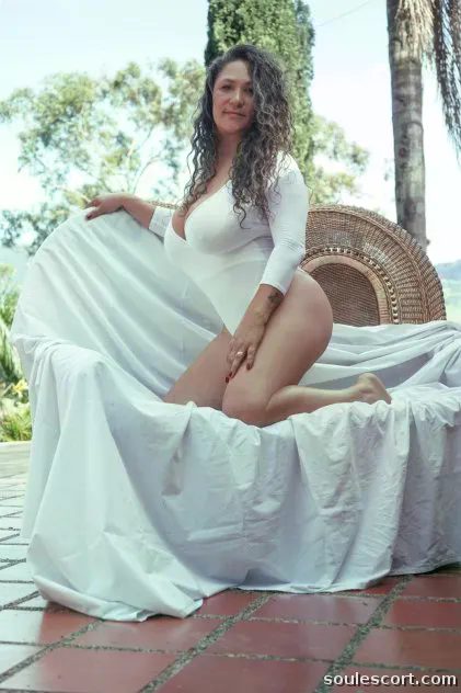 347-928-2231 bbj, gfe / sensual massage / full services