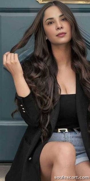 #Low Rate Call Girls In Lado Sarai  (9999815811) Escort In Delhi NCR