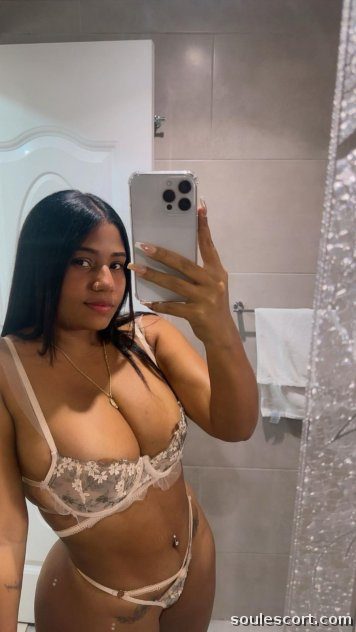 Jennifer - Latina available to please you face to face payment (216) 342-2565