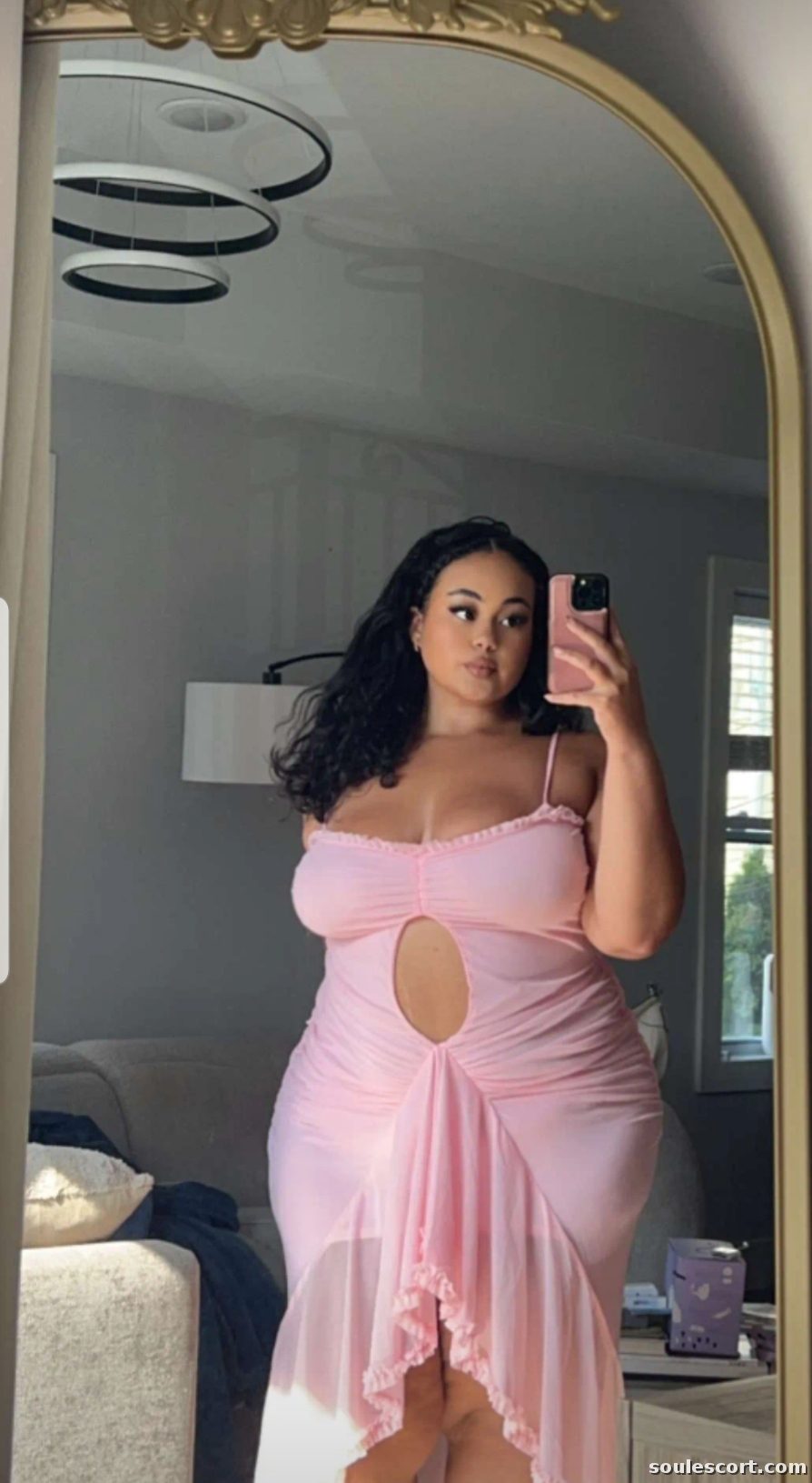 Thick And Juicy - I cuddle BETTER