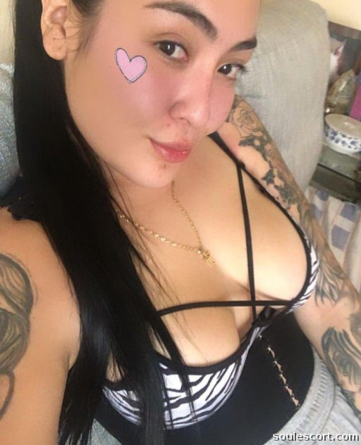 Kudo - I'm available for hookup service sex and massage