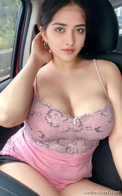 Genuine Call Girls in Greater Kailash Delhi ⑨⑤④⓪-⑨⑧⑦⑥②④ Women seeking men in  Delhi 