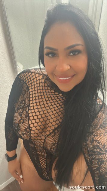 Manuela caliente latina - Jugoza y con mucha carne