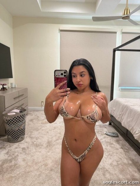 Ella🥀❤️ - I’m available for meet up both incall and outcall service 💯🤝