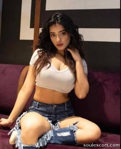 ❤️Lajpat nagar Call Girls💭 (92893~25524) Escorts 24x7 Cute HOT Sexy Escorts