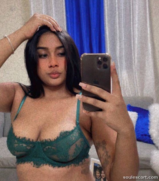 Sofia - out call lets have fun hot me up