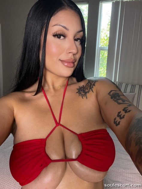 Mary❤️🌺 - New hottest girl in town ready to serve you right ❤️🌺