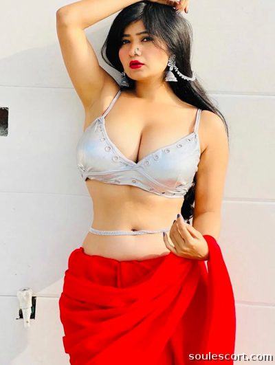 Call Girls Gulmohar Park ☎₉₅₄₀-₉₈₇₆₂₄🤽‍♂️ Book Escort Service in दिल्ली✌ 24*7