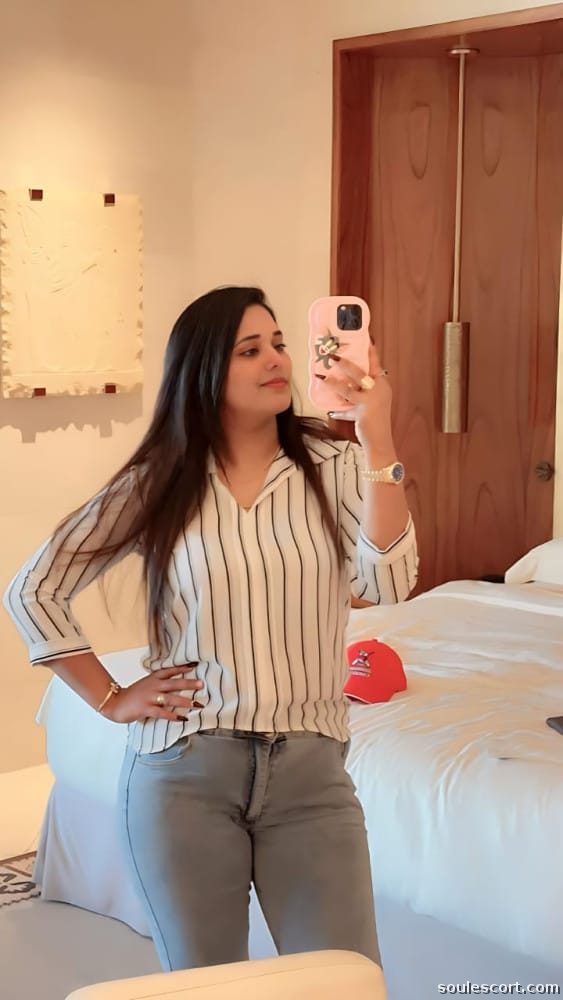 Rꦿyal Call Girls In Vijay Nagar Enjoy➙❤️9711147426≛(Delhi NCR)